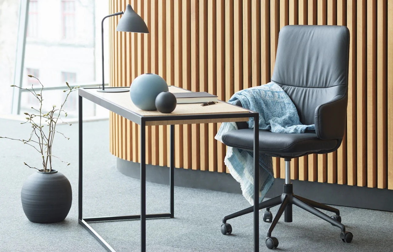 極上のホームオフィスチェア
