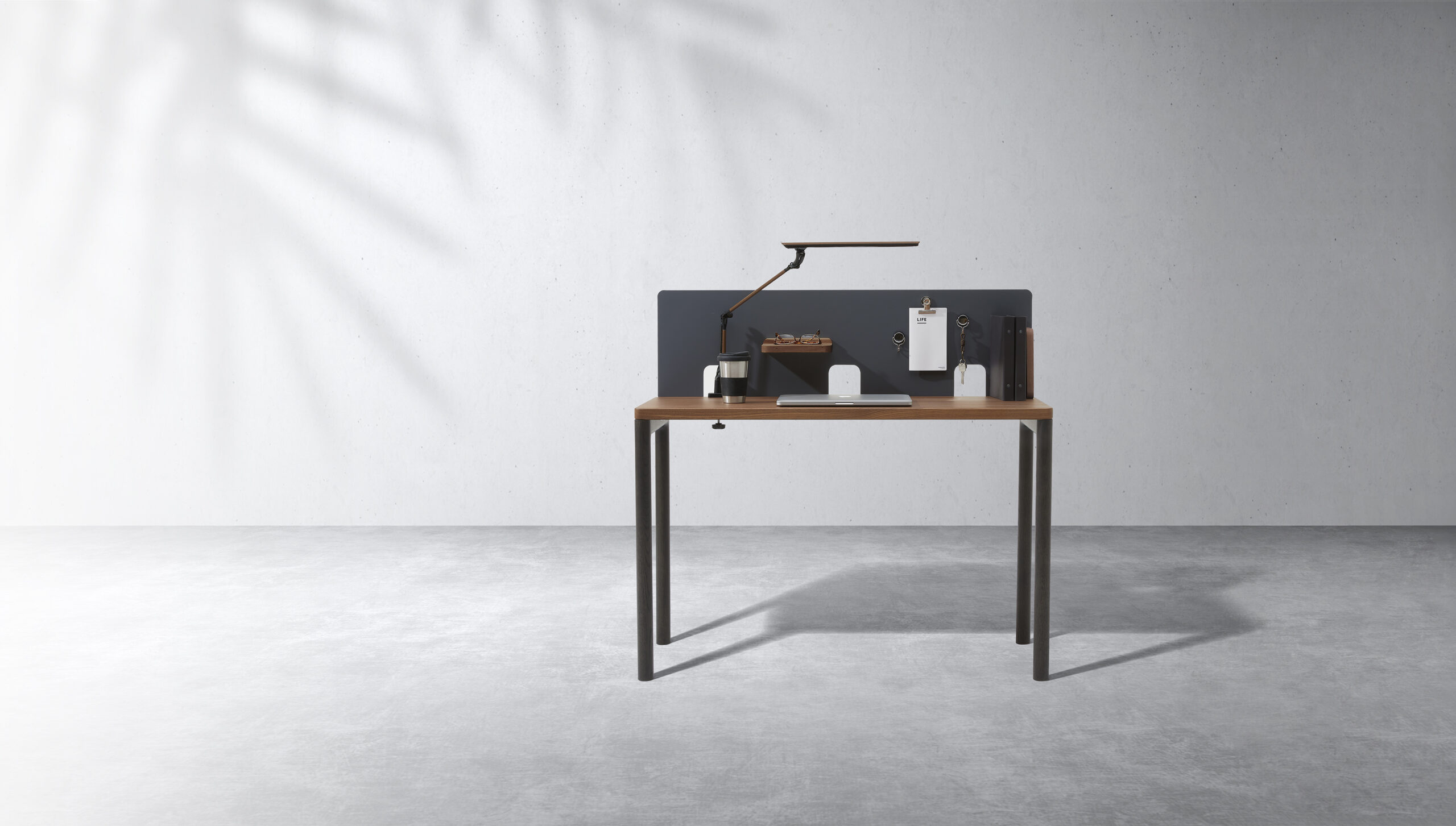 スタイルは自由
ワクワクが広がるデスク